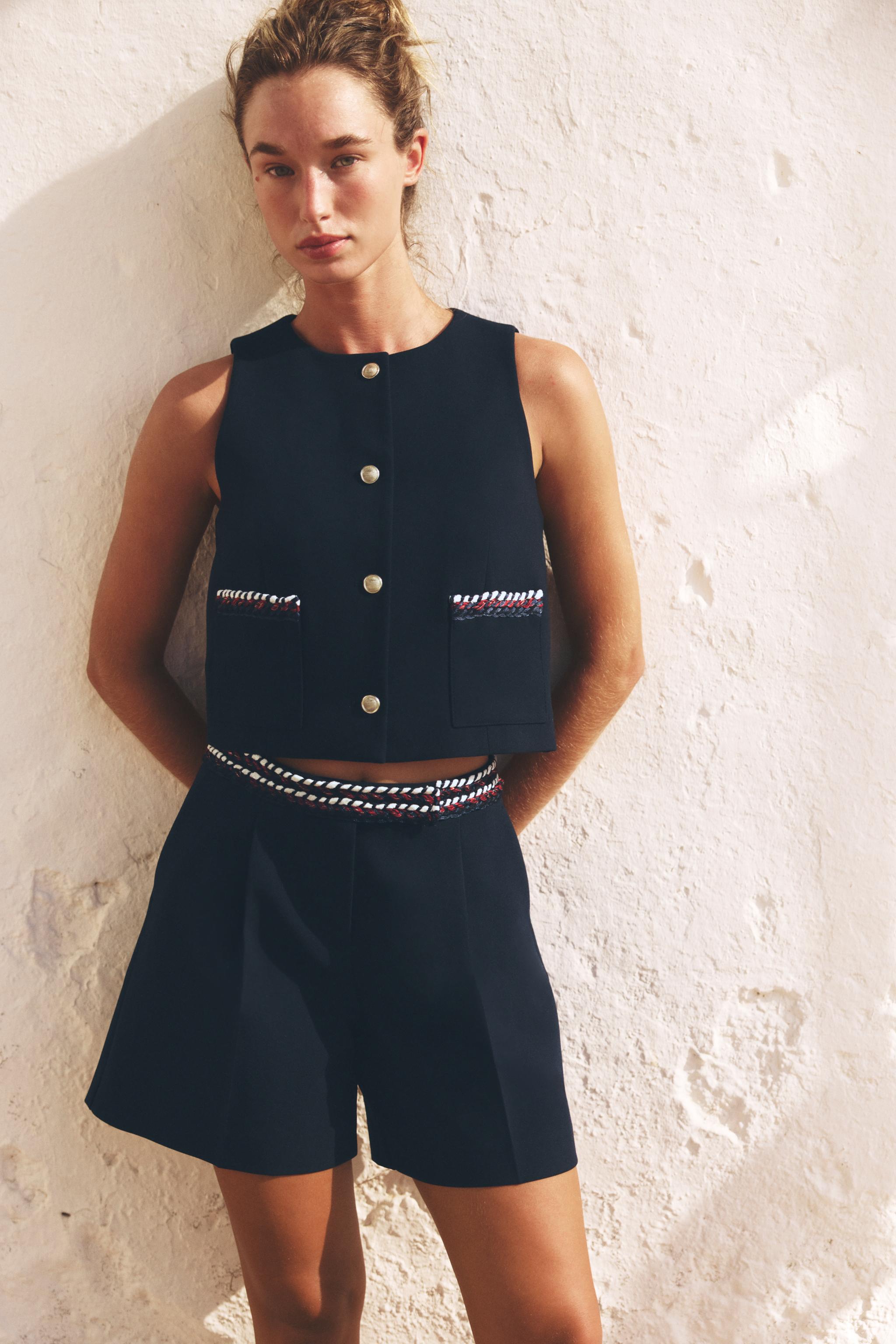 FANCY TRIM VEST