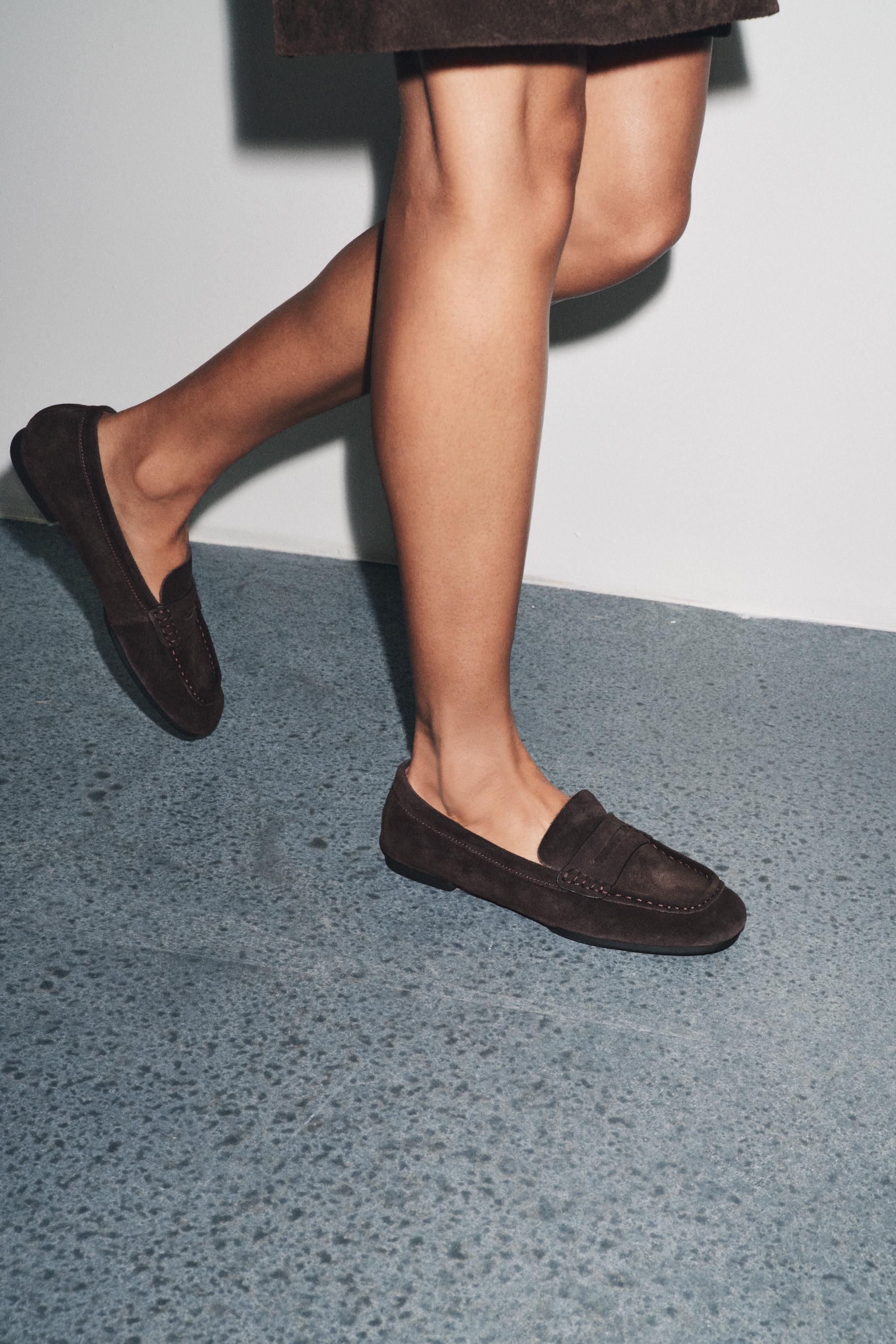 SPLIT LEATHER LOAFERS