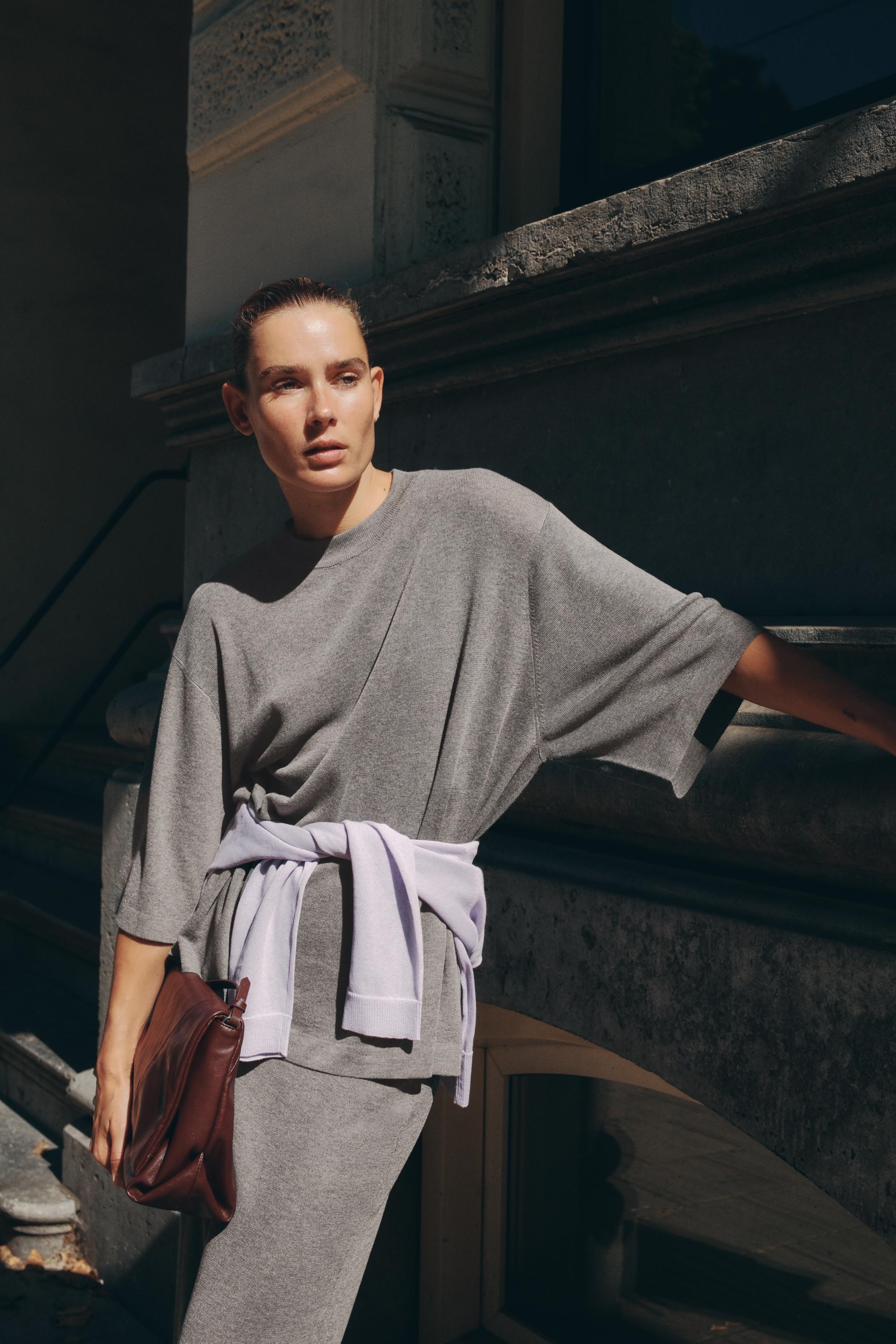 OVERSIZED BASIC KNIT TOP