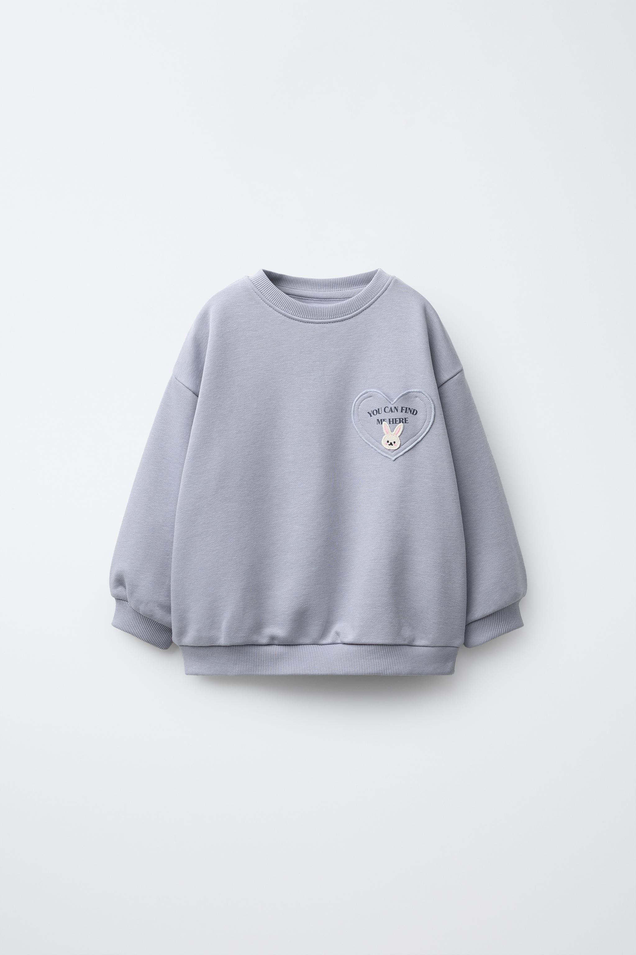 HEART POCKET SWEATSHIRT
