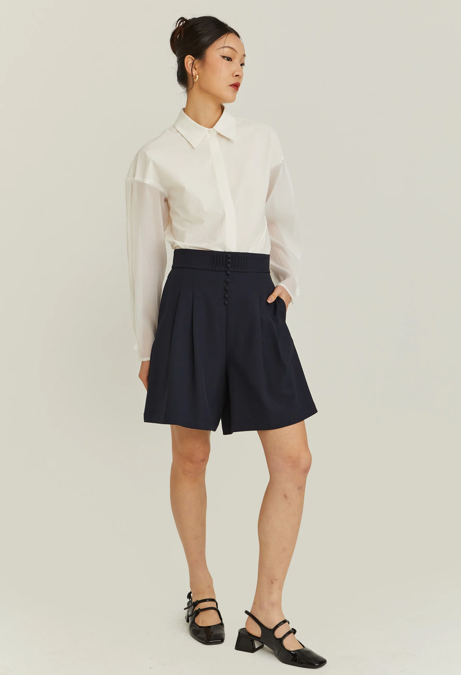Politesse Shorts