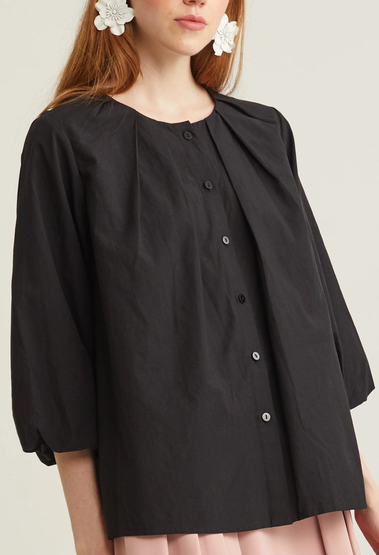 Bell Cuff Button Down À La Mode Top