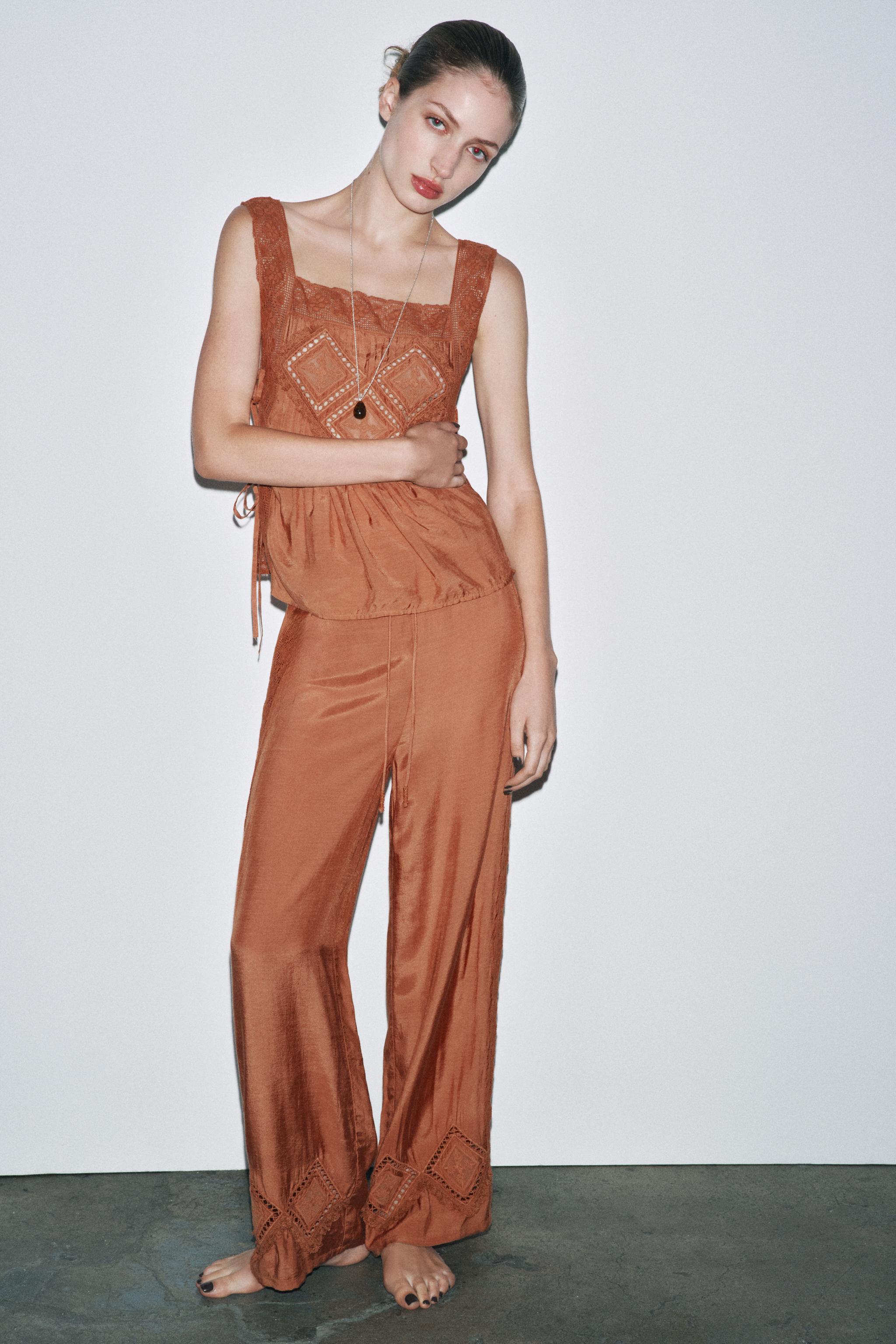 LIMITED EDITION RHOMBUS LACE TOP