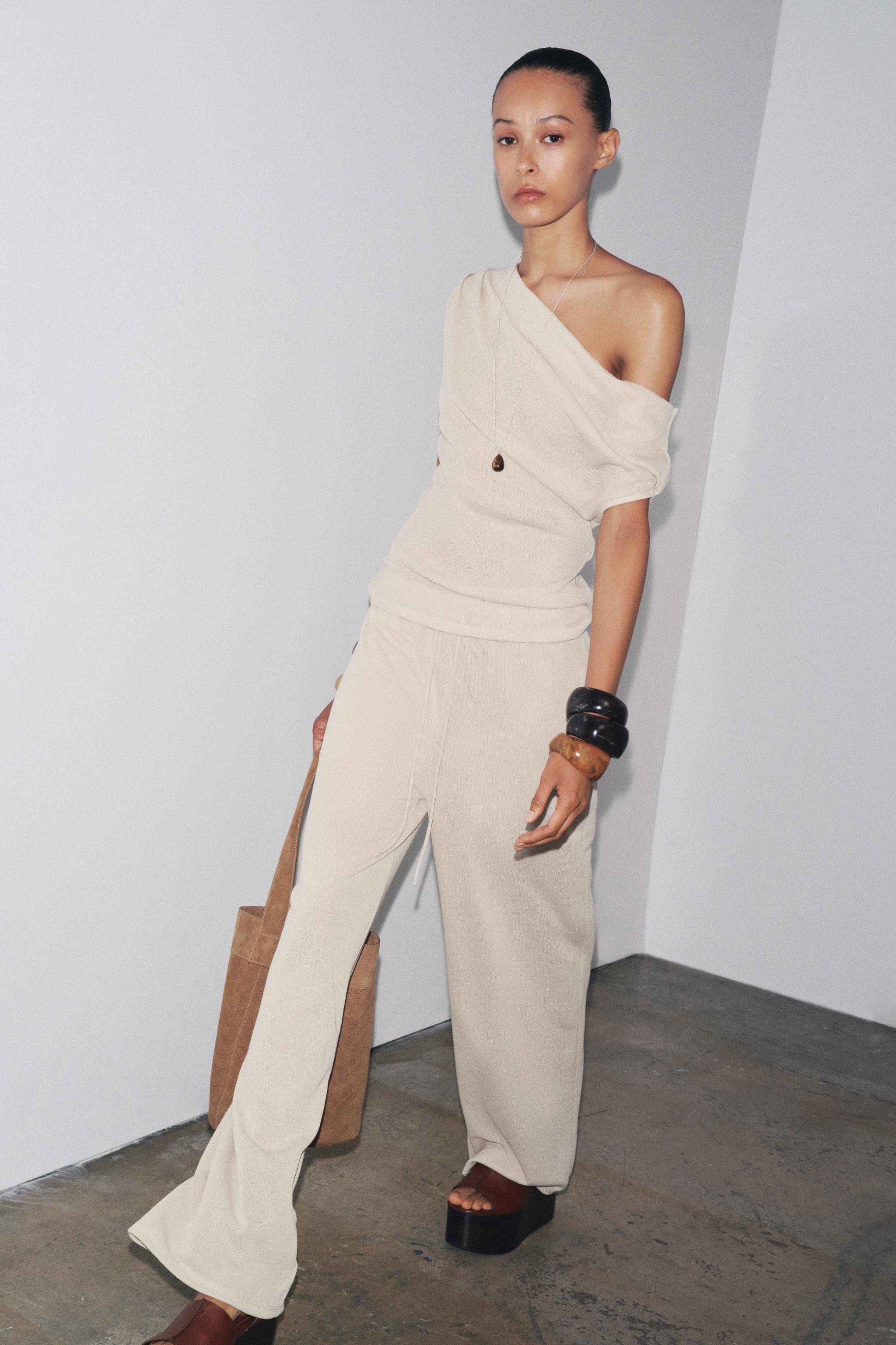 CUT KNIT PANTS