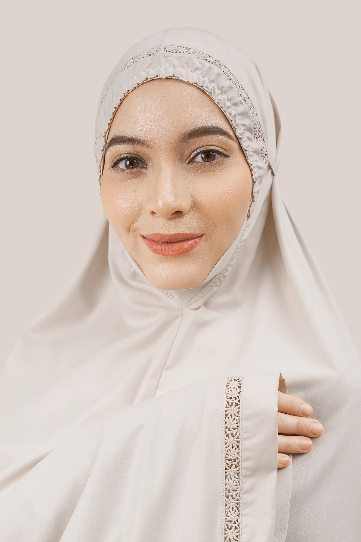 Telekung Modish Delila