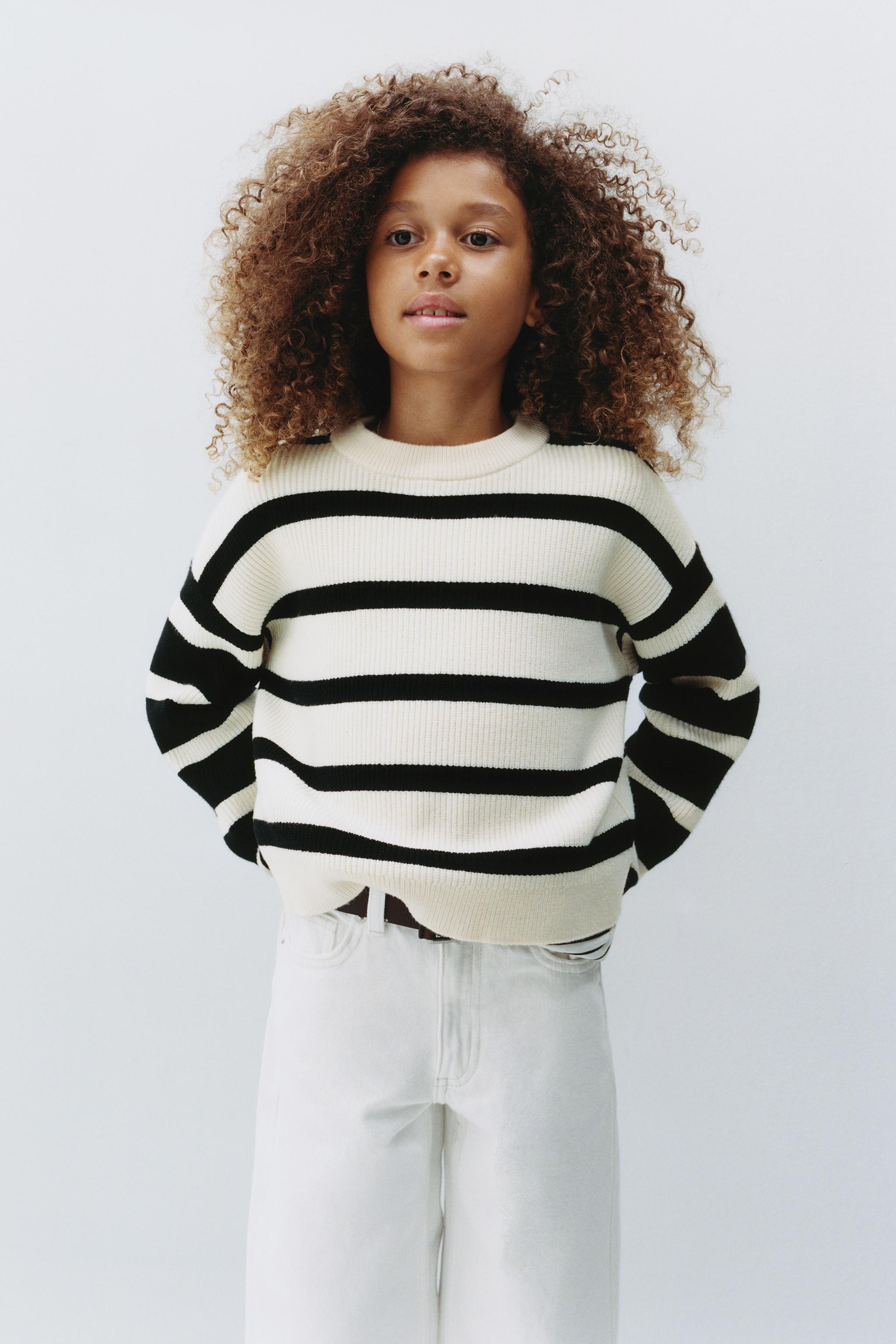 STRIPED KNIT SWEATER