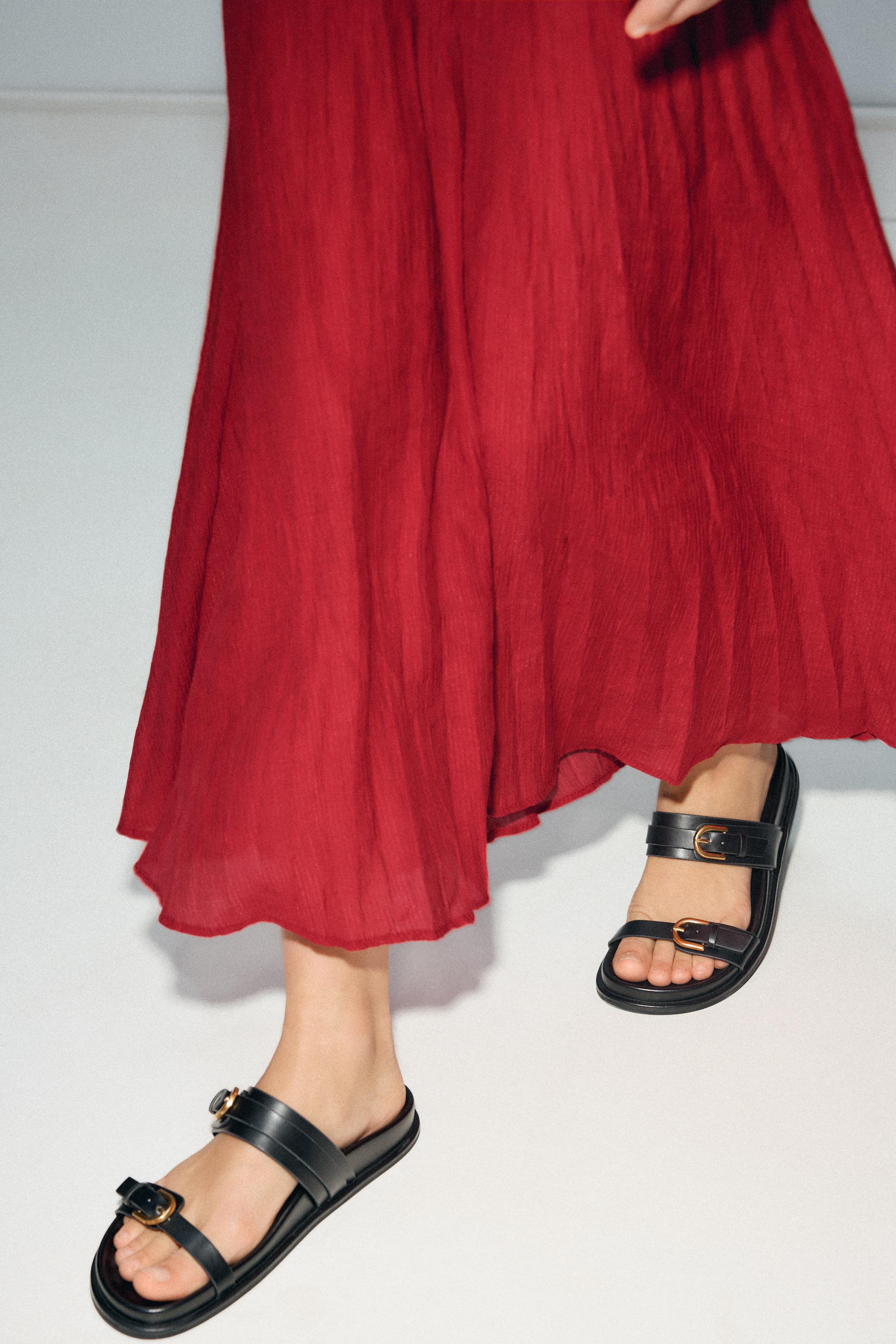 BUCKLED SANDALS
