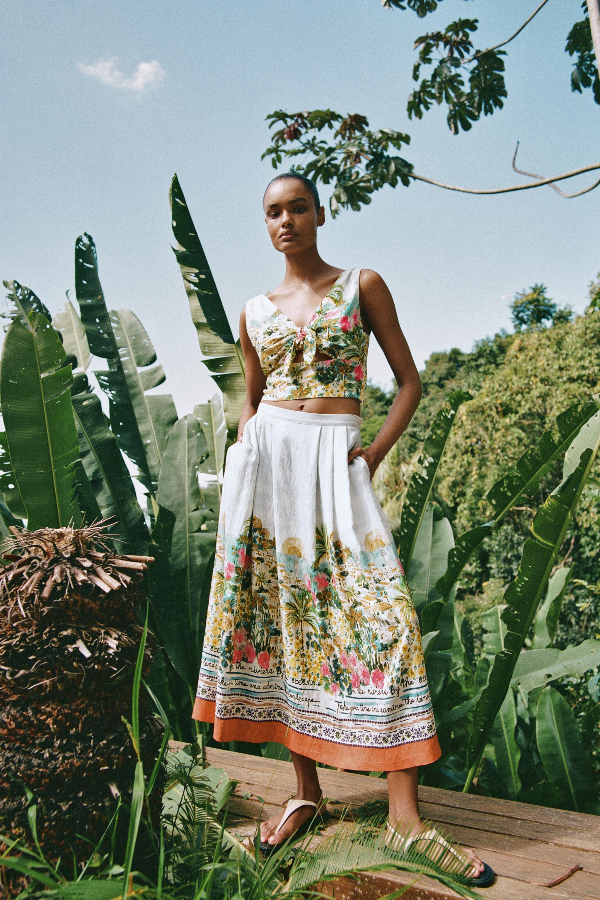 PRINTED MIDI CAPE SKIRT