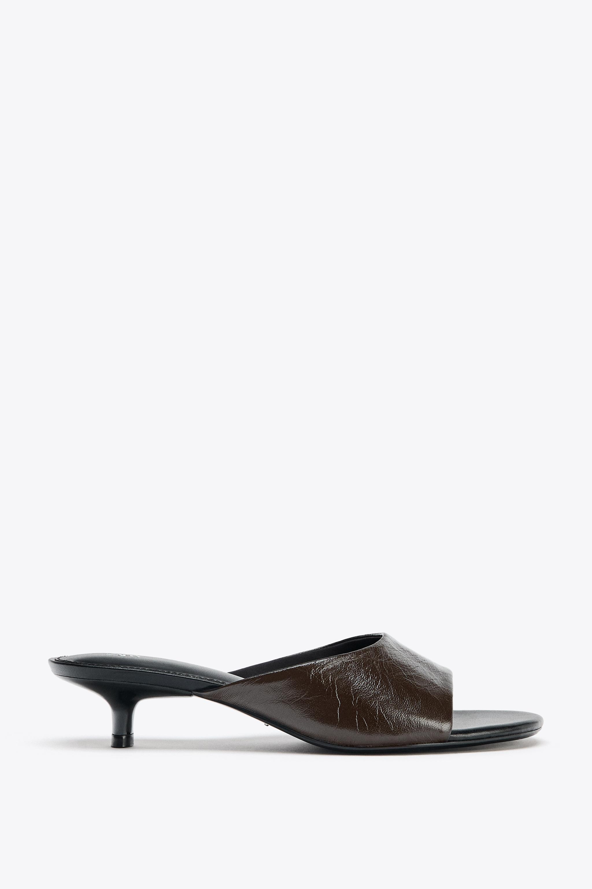 LEATHER KITTEN HEEL SANDALS