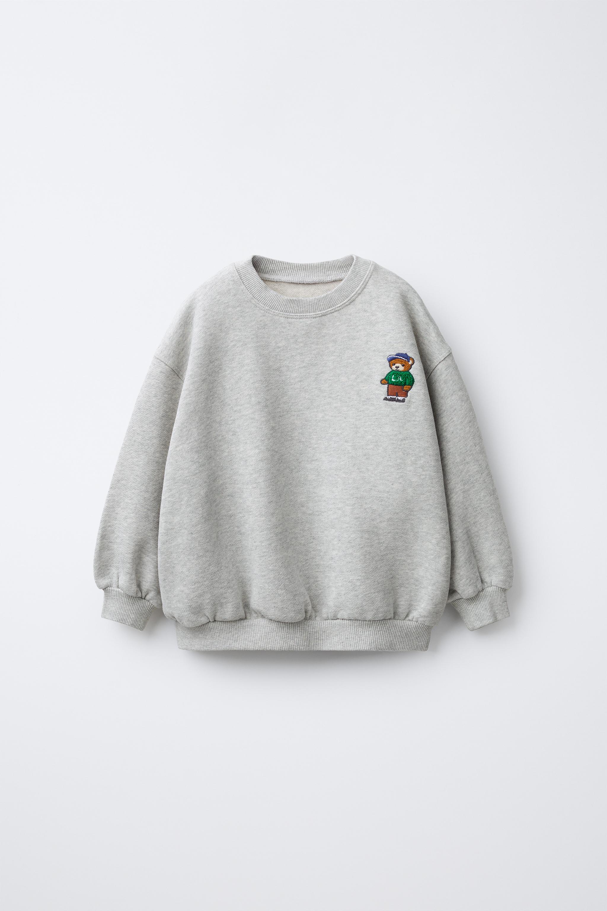 EMBROIDERED BEAR SWEATSHIRT