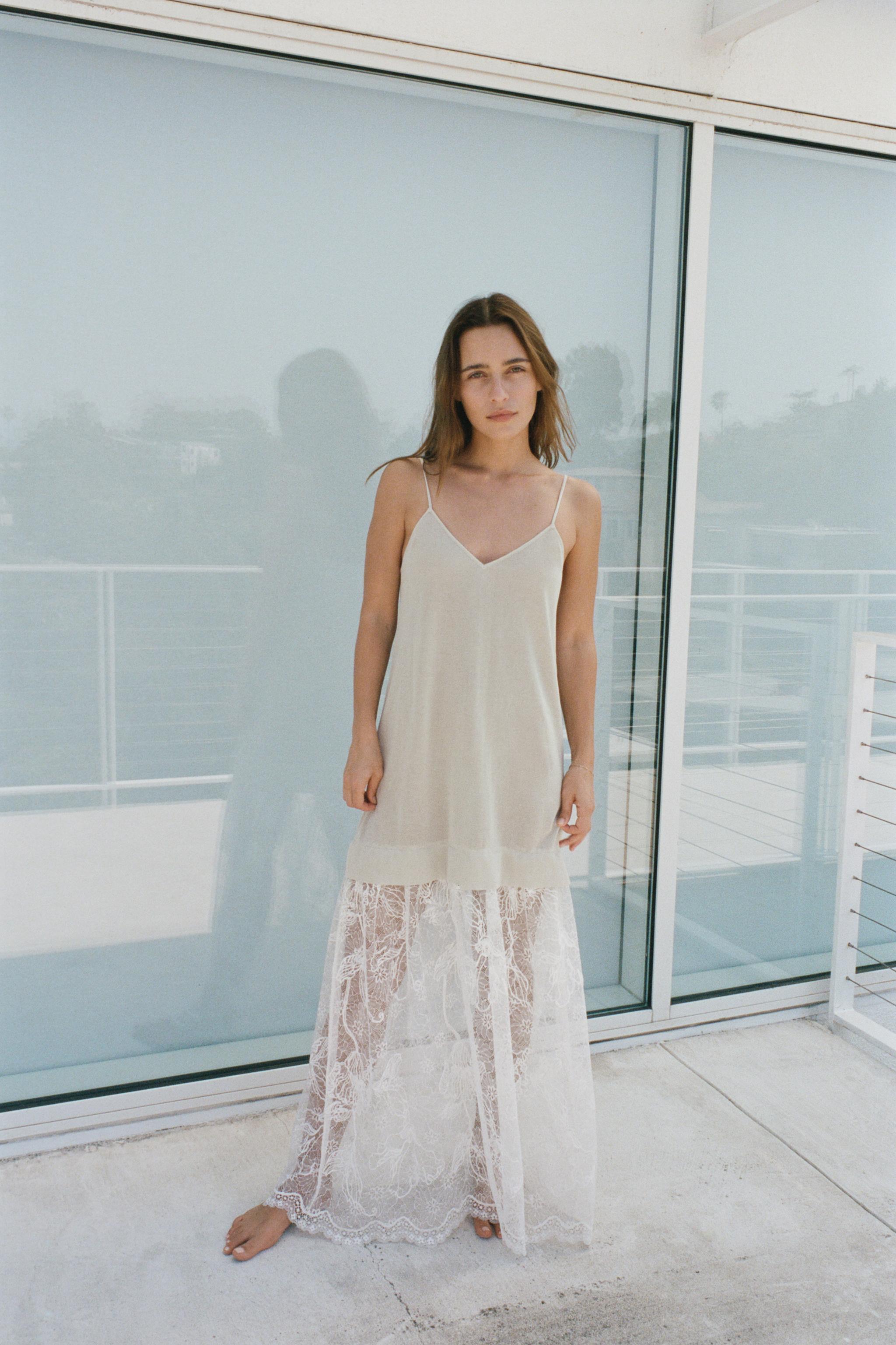 LACE COMBINATION KNIT DRESS