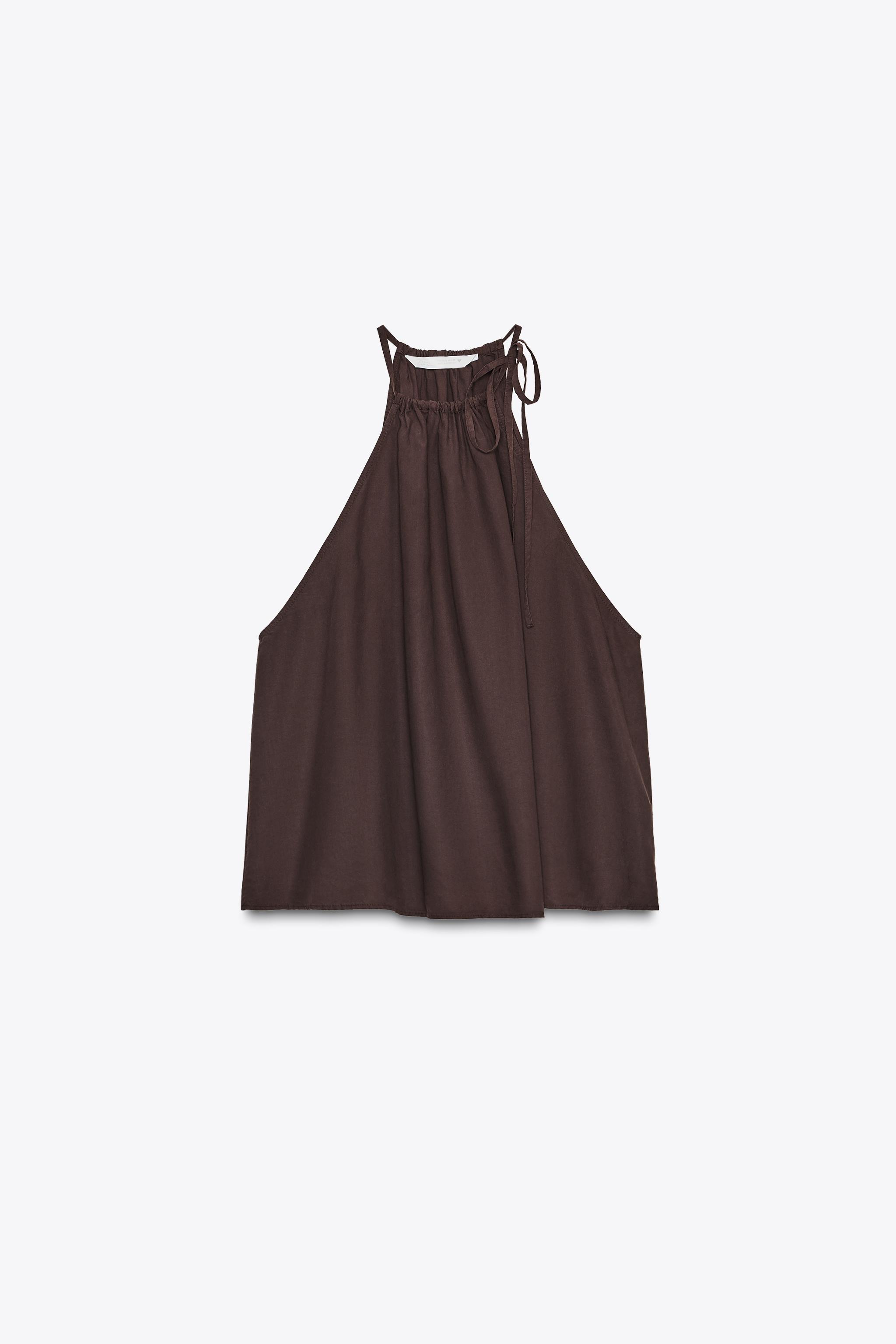 FLOWY HALTER TOP